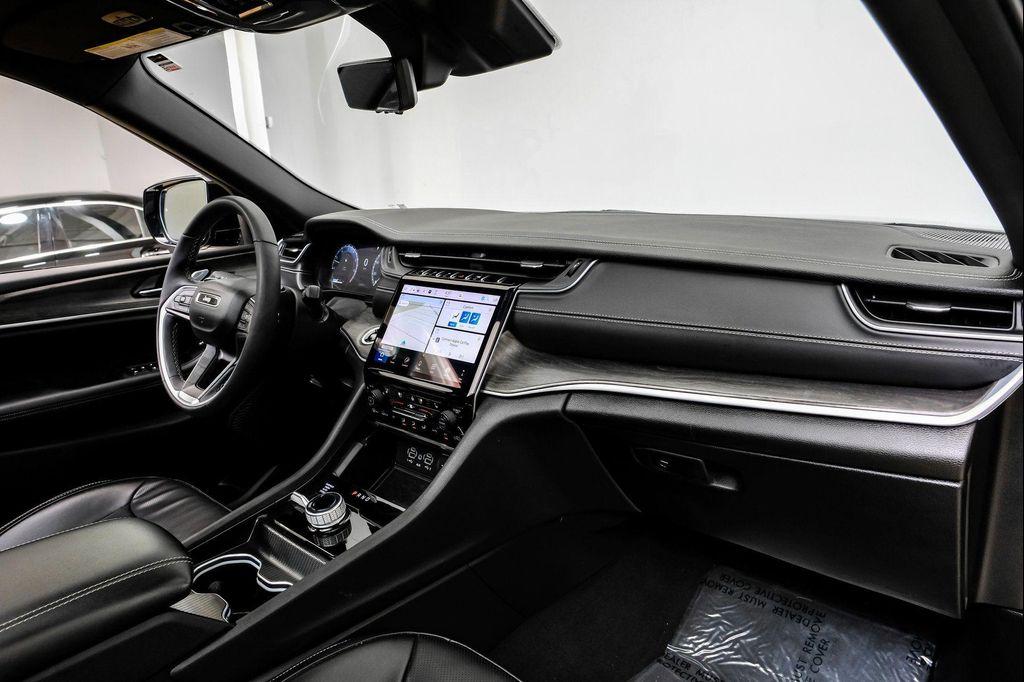 used 2024 Jeep Grand Cherokee L car, priced at $32,995