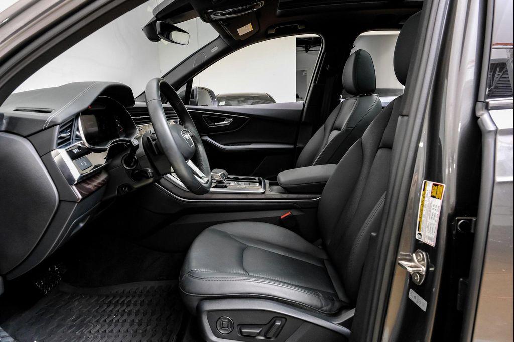 used 2023 Audi Q7 car, priced at $38,995