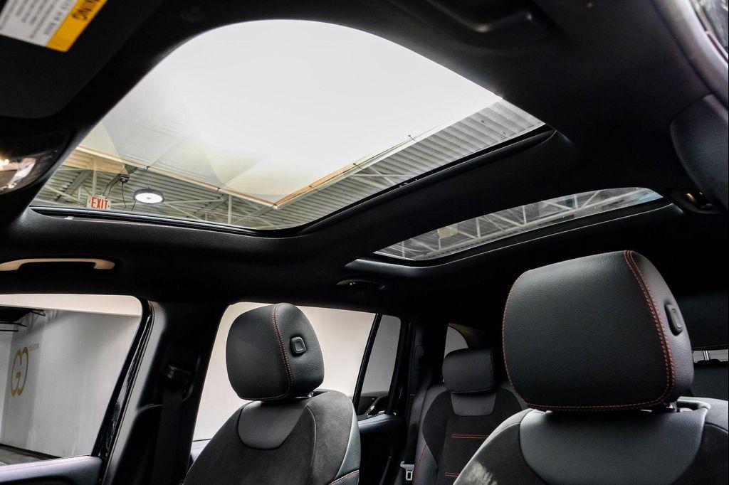 used 2024 Mercedes-Benz GLB 250 car, priced at $36,995