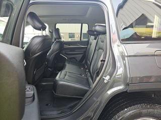 used 2022 Jeep Grand Cherokee car, priced at $32,995