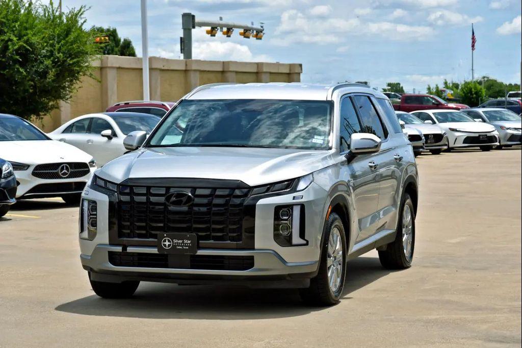 used 2025 Hyundai Palisade car, priced at $34,500