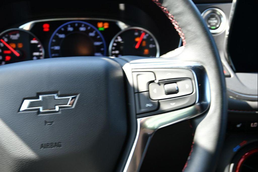 used 2025 Chevrolet Blazer car, priced at $35,900