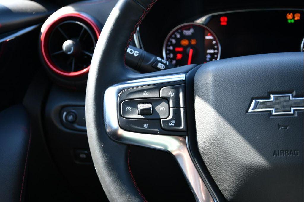 used 2025 Chevrolet Blazer car, priced at $35,900