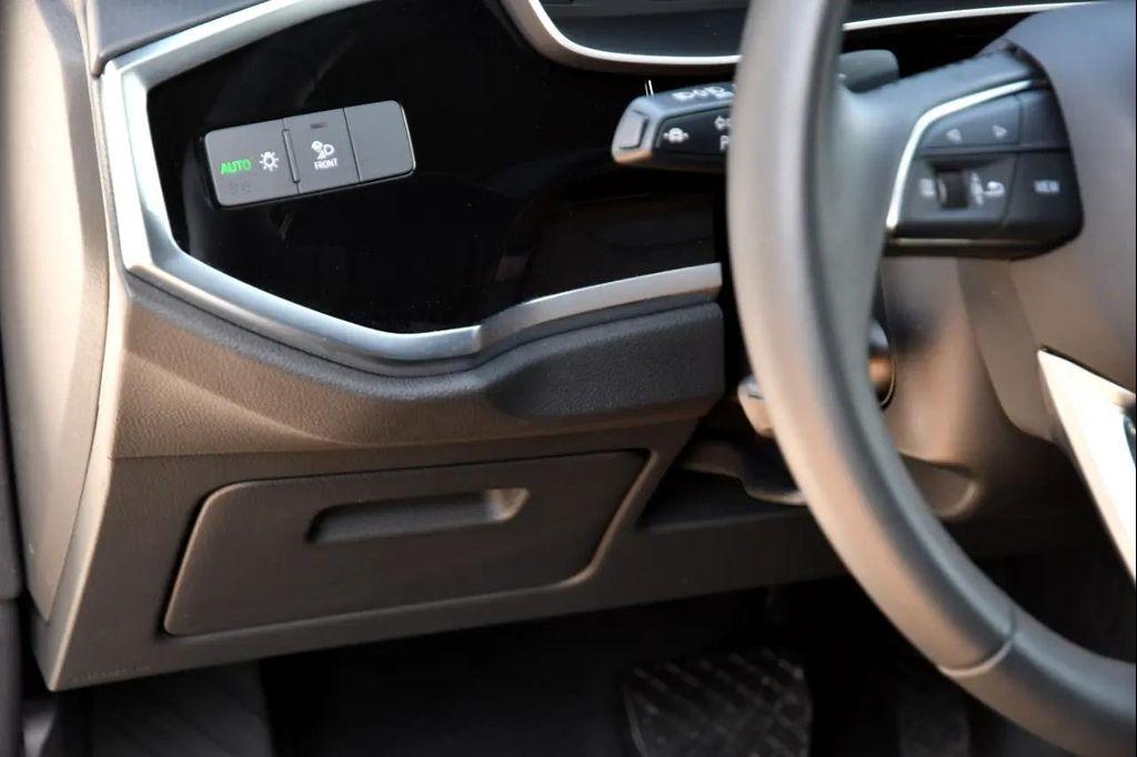 used 2025 Audi Q3 car, priced at $38,900