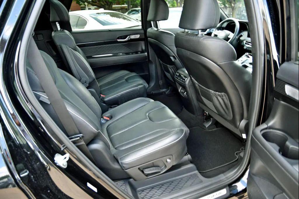 used 2024 Hyundai Palisade car, priced at $39,500