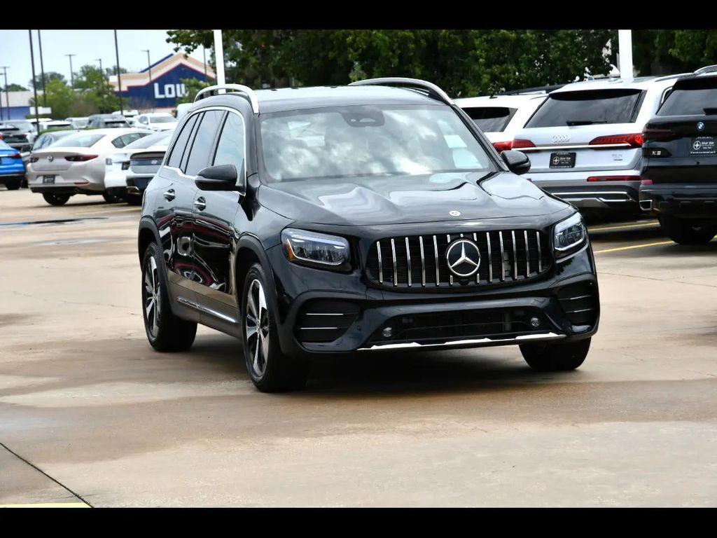 used 2024 Mercedes-Benz GLB 250 car, priced at $31,900