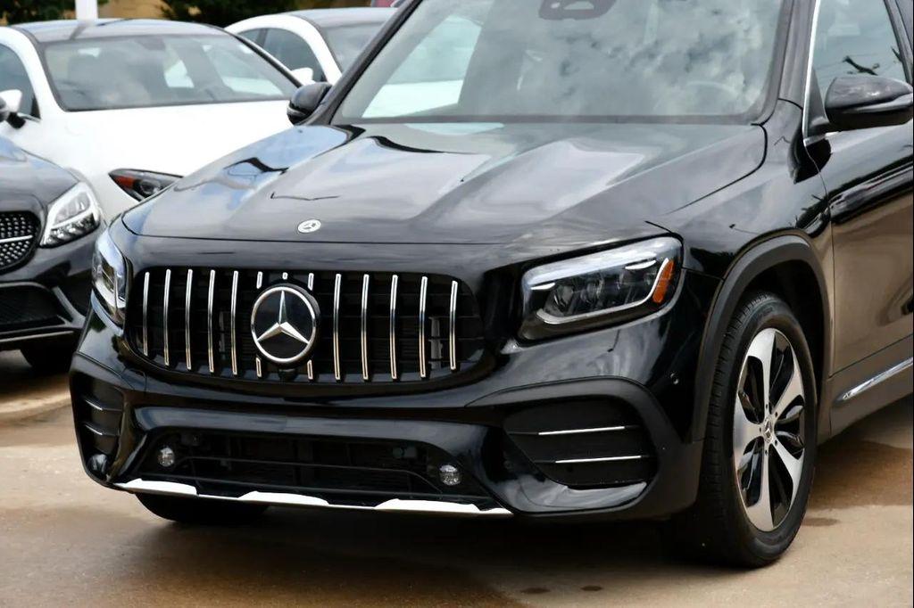 used 2024 Mercedes-Benz GLB 250 car, priced at $31,900