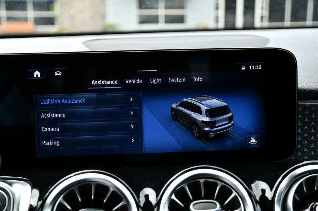 used 2024 Mercedes-Benz GLB 250 car, priced at $31,900
