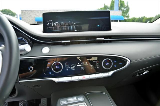 used 2025 Genesis GV70 car, priced at $39,900
