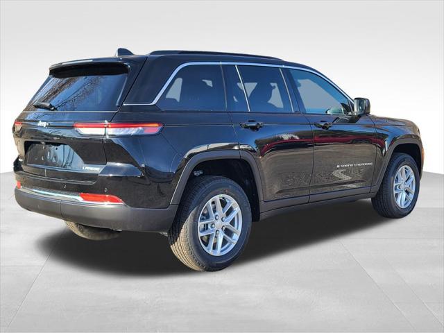 new 2025 Jeep Grand Cherokee car, priced at $39,495