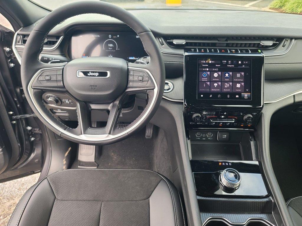 new 2025 Jeep Grand Cherokee L car, priced at $43,543