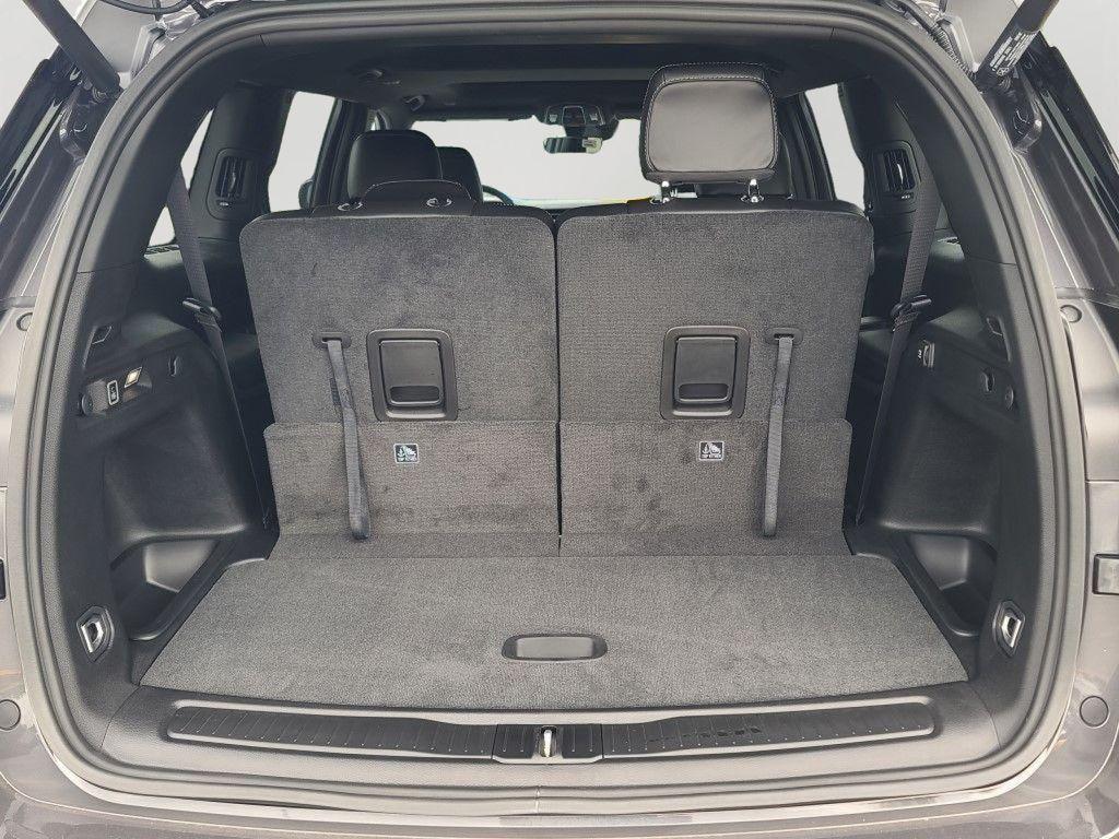 new 2025 Jeep Grand Cherokee L car, priced at $43,543