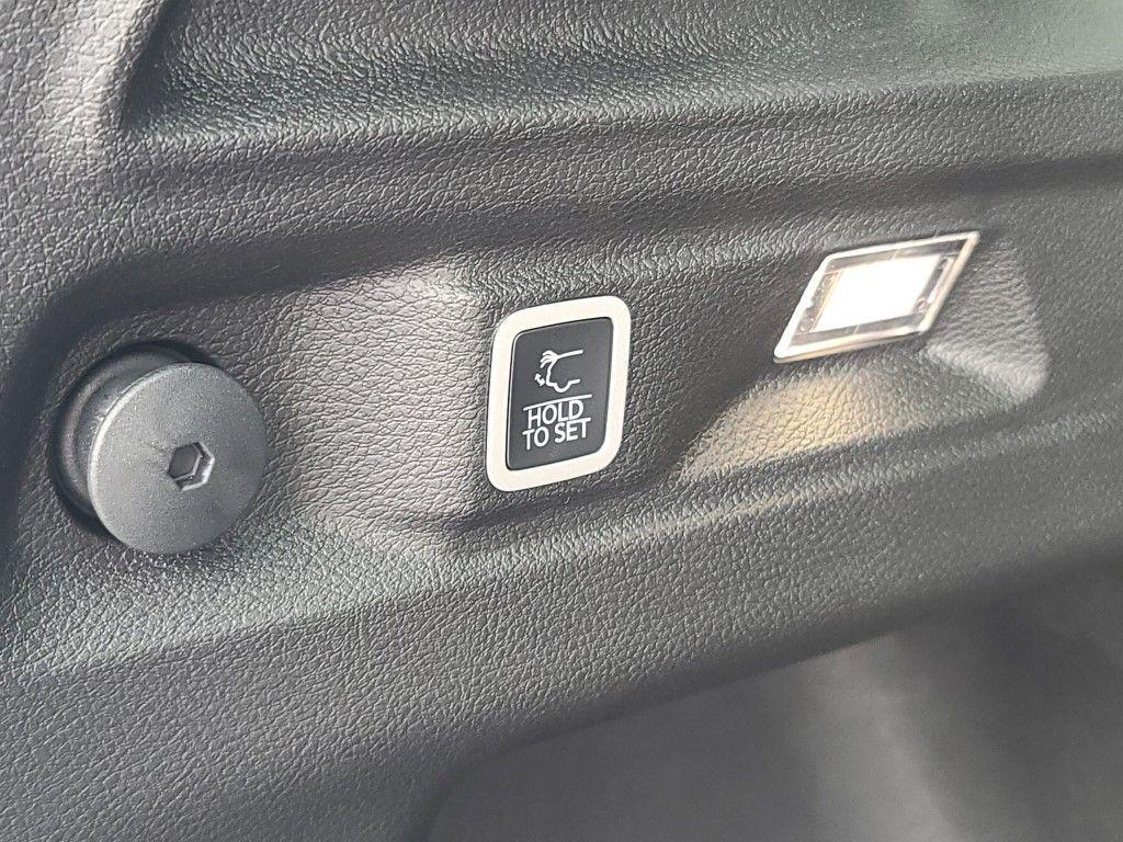 new 2025 Jeep Grand Cherokee L car, priced at $43,543