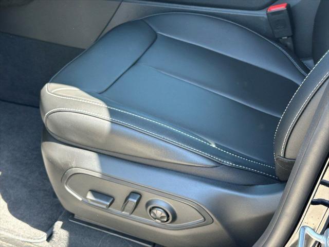 new 2025 Jeep Grand Cherokee car, priced at $50,121