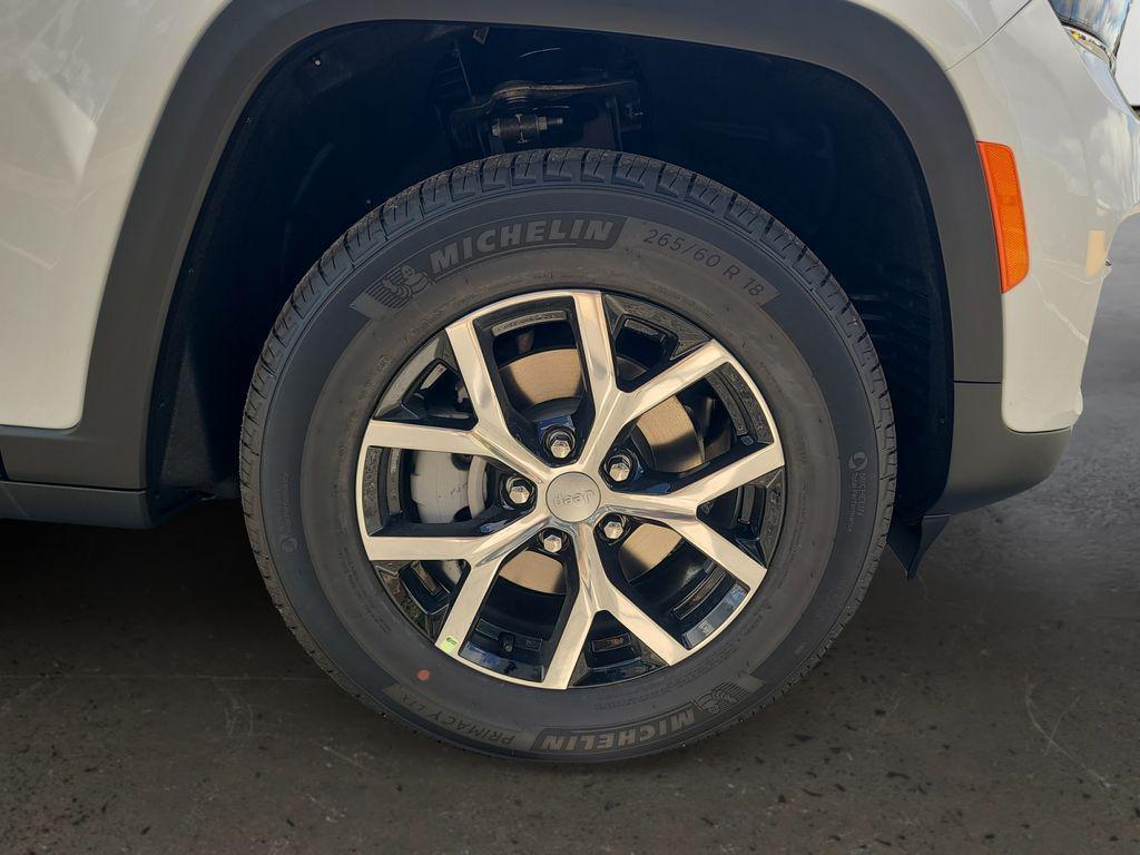 new 2025 Jeep Grand Cherokee car, priced at $44,719