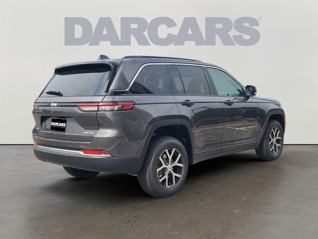 new 2025 Jeep Grand Cherokee car, priced at $45,255