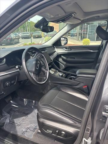 used 2022 Jeep Grand Cherokee car, priced at $32,499