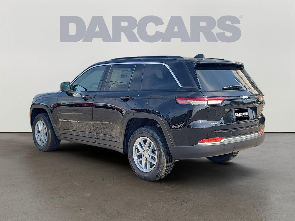 new 2025 Jeep Grand Cherokee car, priced at $40,552