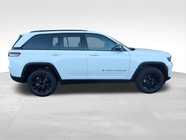 new 2024 Jeep Grand Cherokee car, priced at $39,995