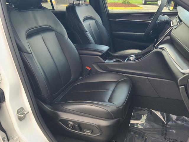 used 2024 Jeep Grand Cherokee car, priced at $37,500