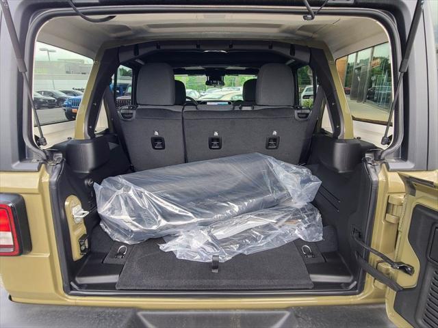 new 2025 Jeep Wrangler car, priced at $46,204