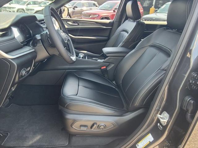new 2025 Jeep Grand Cherokee L car, priced at $48,287