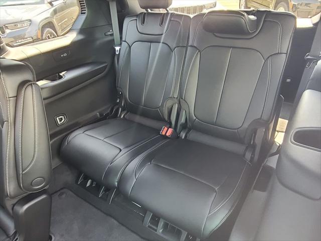 new 2025 Jeep Grand Cherokee L car, priced at $48,287