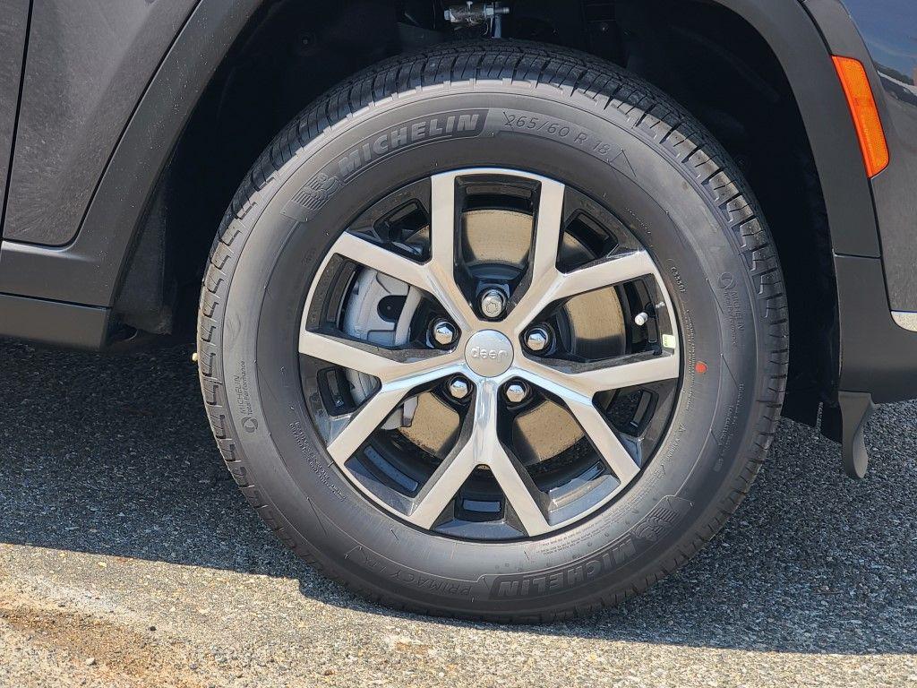new 2025 Jeep Grand Cherokee L car, priced at $47,055