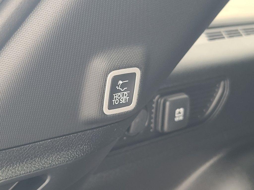 new 2025 Jeep Grand Cherokee car, priced at $44,719