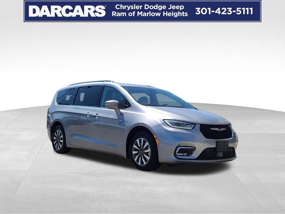 used 2021 Chrysler Pacifica Hybrid car, priced at $23,750