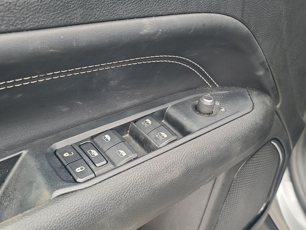 used 2022 Jeep Compass car, priced at $22,896