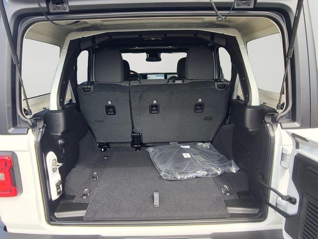 new 2025 Jeep Wrangler car, priced at $46,910