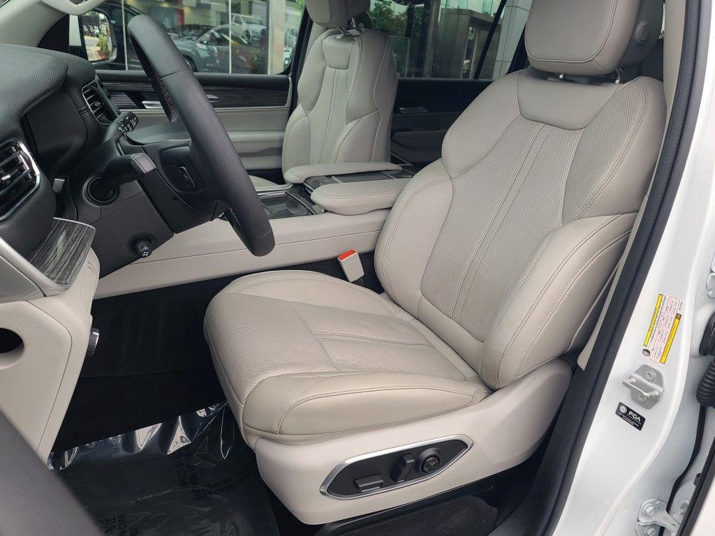used 2022 Jeep Wagoneer car, priced at $34,800