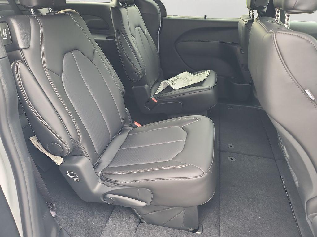 new 2026 Chrysler Pacifica car, priced at $39,840