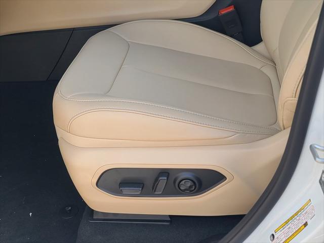 new 2025 Jeep Grand Cherokee L car, priced at $49,015