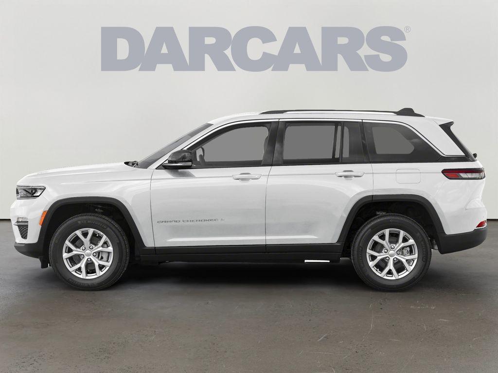 new 2025 Jeep Grand Cherokee car, priced at $39,754