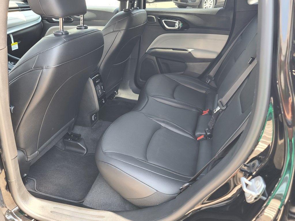 new 2025 Jeep Compass car, priced at $37,004