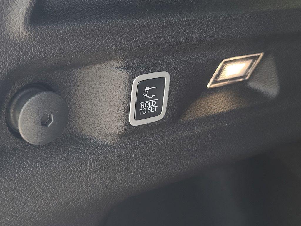 new 2025 Jeep Grand Cherokee L car, priced at $46,519