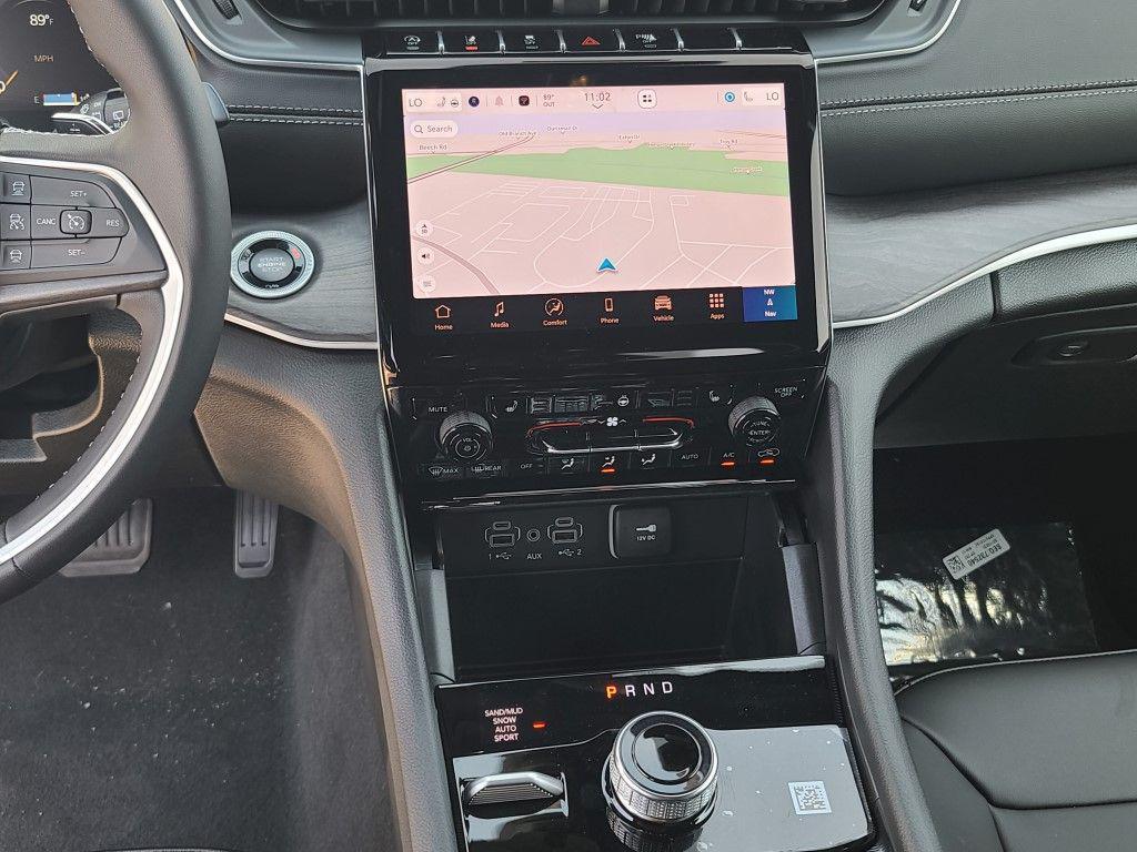 new 2025 Jeep Grand Cherokee L car, priced at $46,519