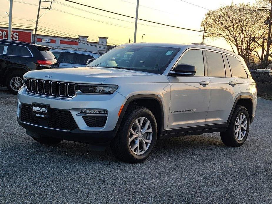used 2022 Jeep Grand Cherokee car, priced at $33,790