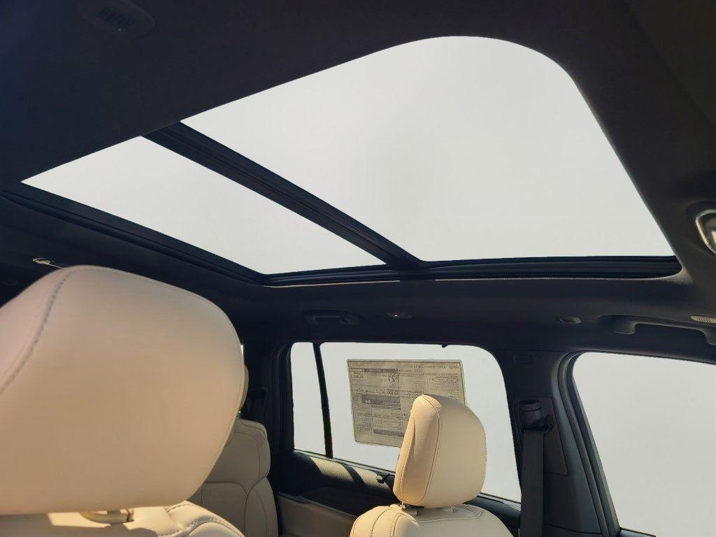 new 2025 Jeep Grand Cherokee L car, priced at $50,364