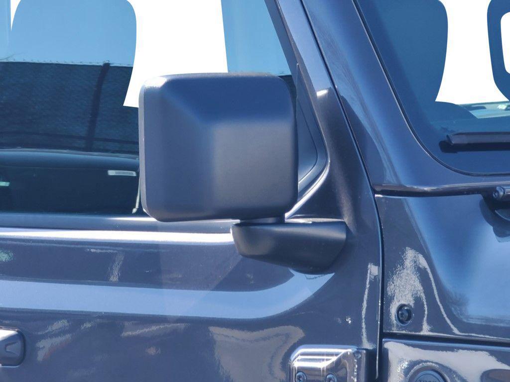 new 2025 Jeep Wrangler car, priced at $55,832
