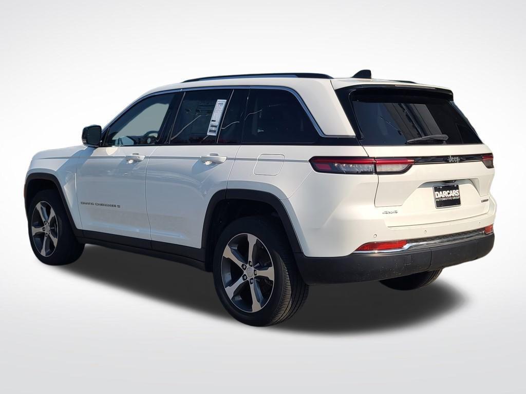 used 2023 Jeep Grand Cherokee car, priced at $27,200