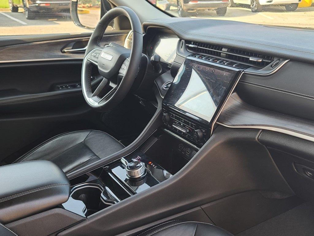 used 2023 Jeep Grand Cherokee car, priced at $27,200