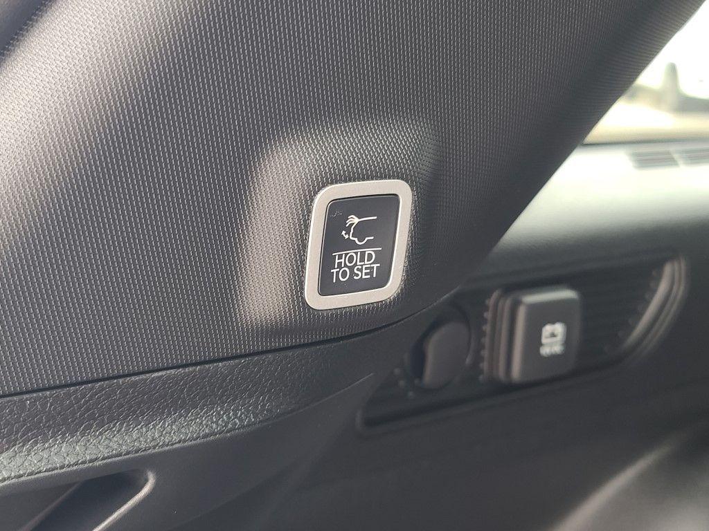 new 2025 Jeep Grand Cherokee car, priced at $44,719