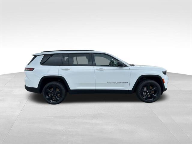 new 2024 Jeep Grand Cherokee L car, priced at $49,995