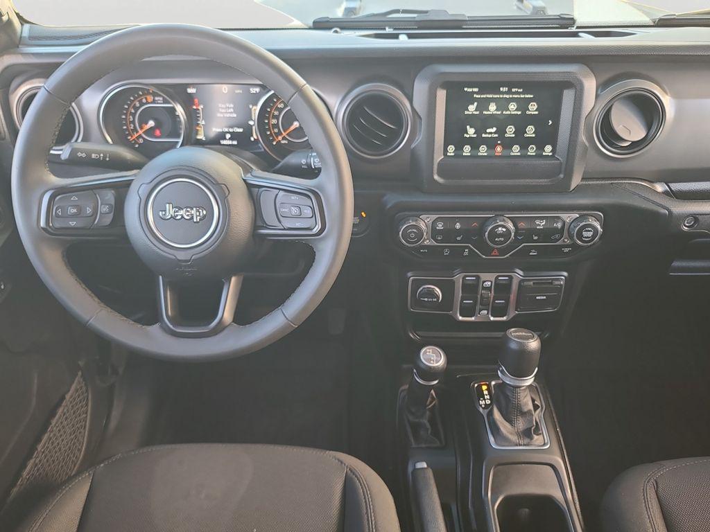 used 2023 Jeep Gladiator car, priced at $35,866