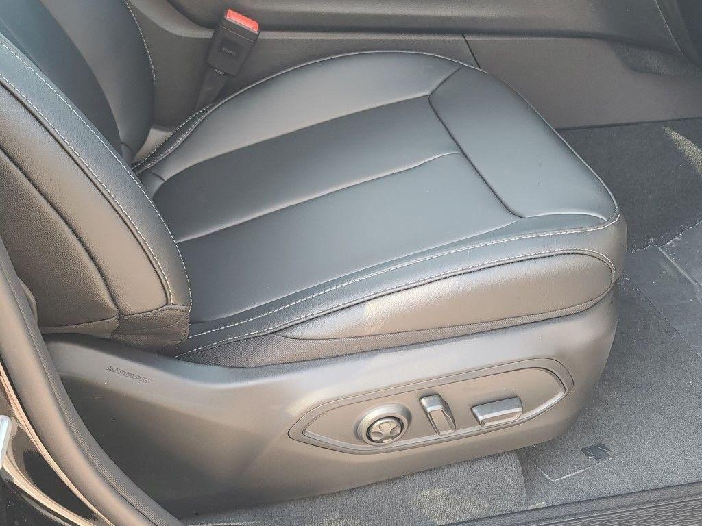 new 2025 Jeep Grand Cherokee L car, priced at $47,055