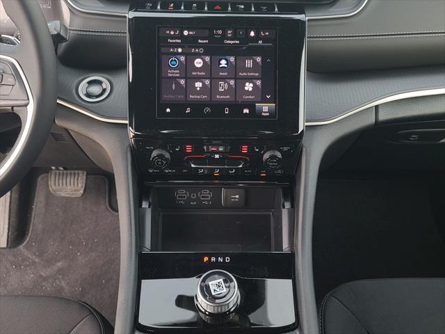 new 2025 Jeep Grand Cherokee L car, priced at $40,134