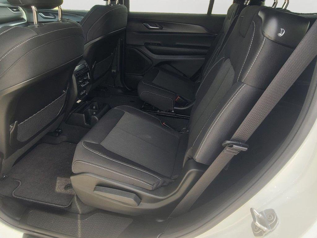new 2025 Jeep Grand Cherokee L car, priced at $40,280